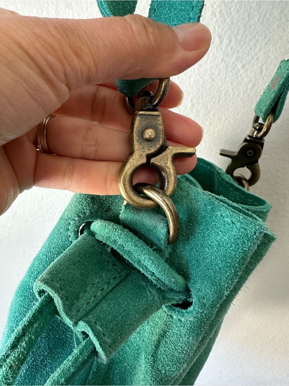 Free People // Billie Suede Crossbody Bag - Kelly Green - Picture 4 of 9